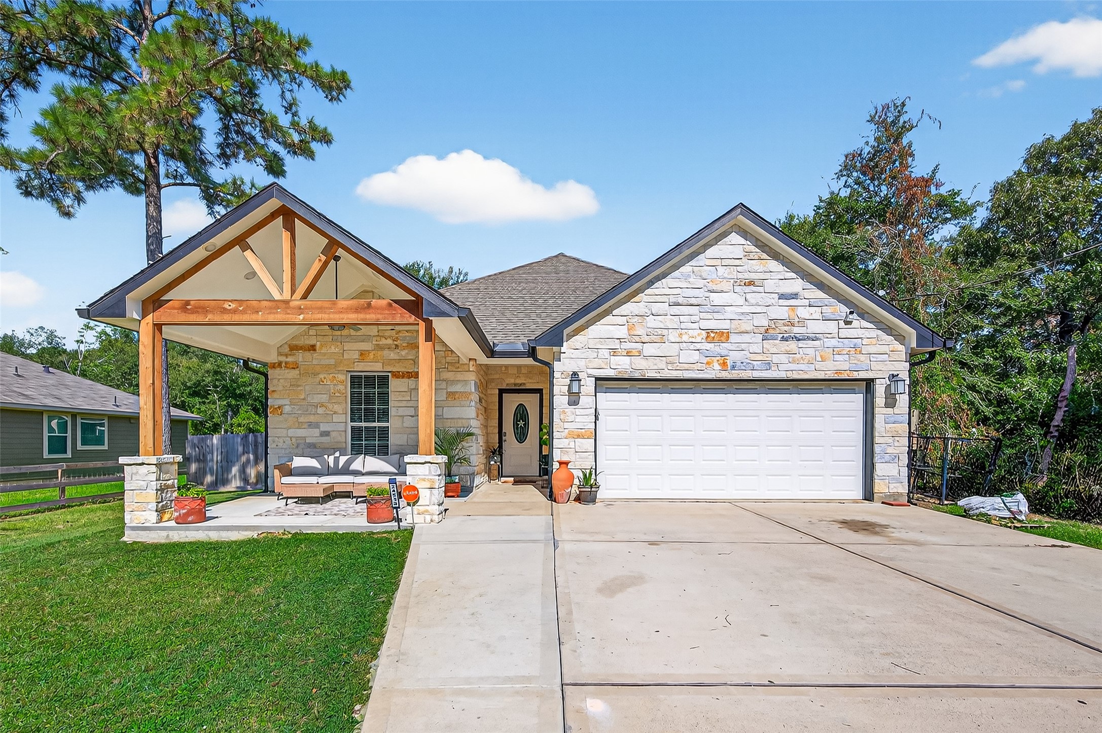 24530 Kildare Road Hempstead, TX 77445 - Photo 2 of 49