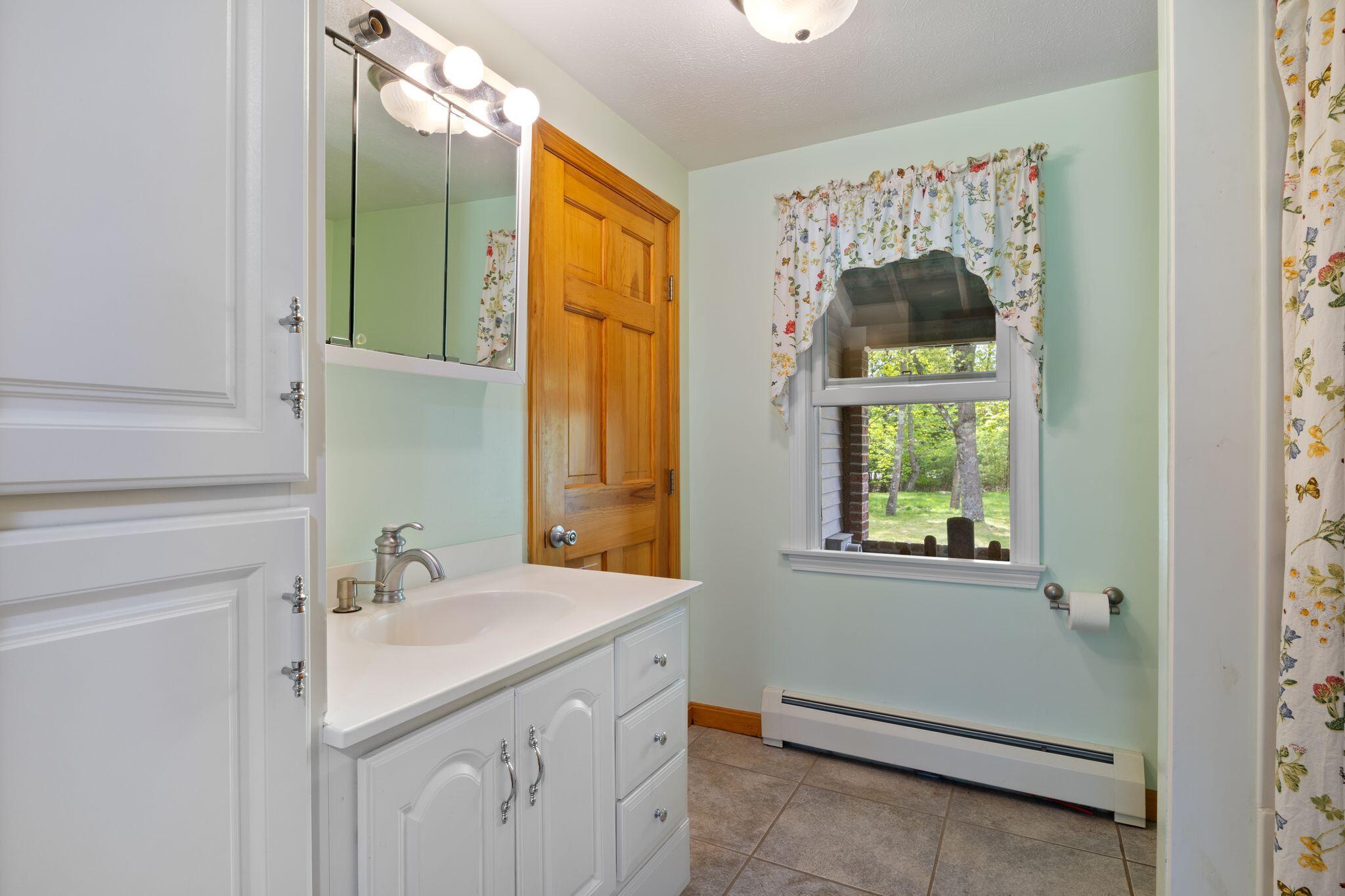 337 Elm Street Limerick, ME 04048 - Photo 18 of 56 337_Elm_St_054
