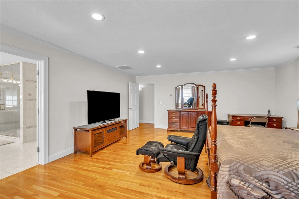 51 Tanglewood Road Amherst, MA 01002 - Photo 20 of 42 Gallery Image 20