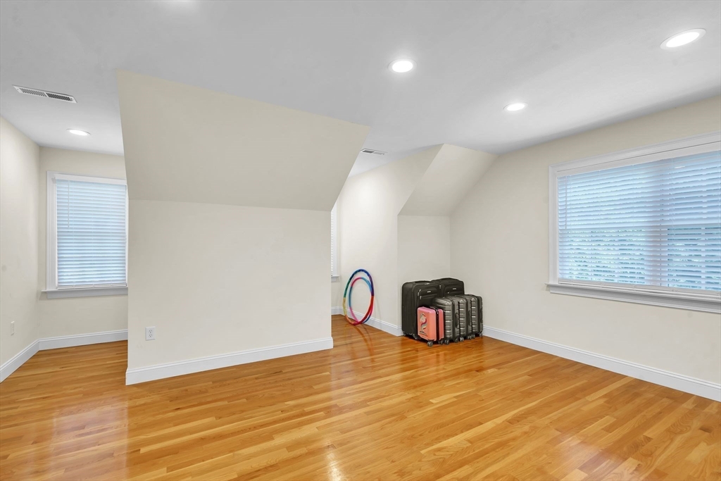51 Tanglewood Road Amherst, MA 01002 - Photo 27 of 42 Gallery Image 27
