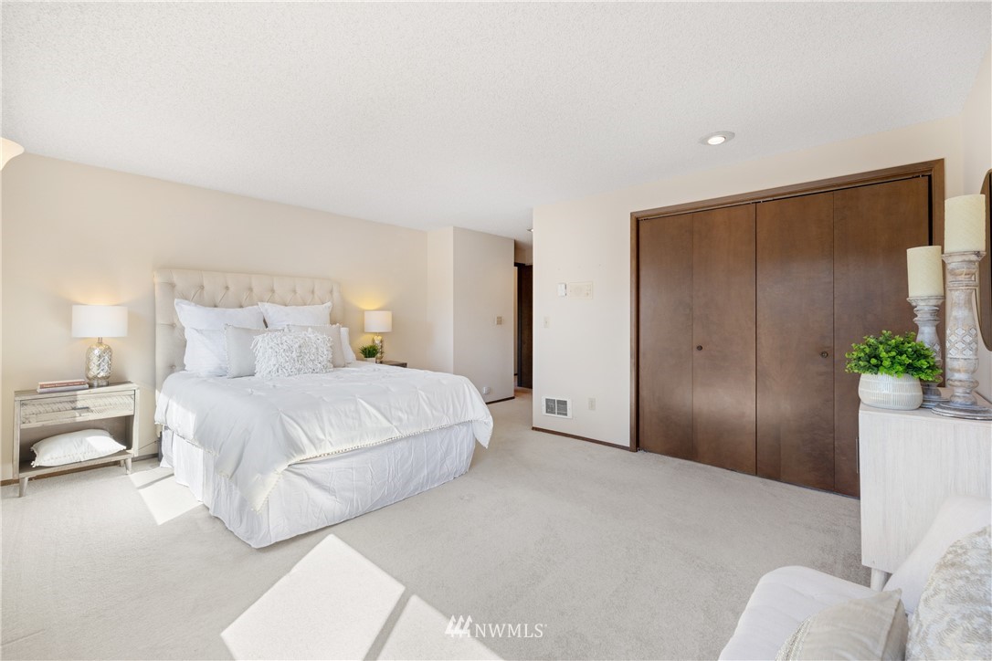 523 Maple Street, Unit 101 Edmonds, WA 98020 - Photo 28 of 40 Gallery Image 28