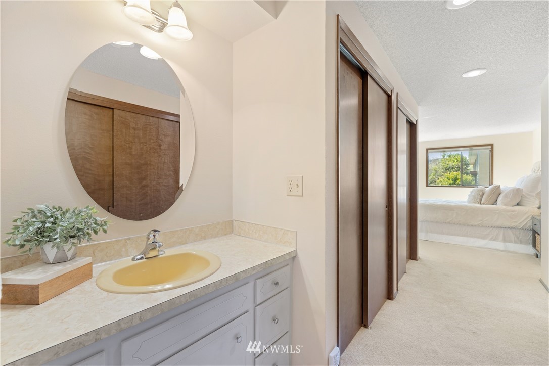 523 Maple Street, Unit 101 Edmonds, WA 98020 - Photo 30 of 40 Gallery Image 30