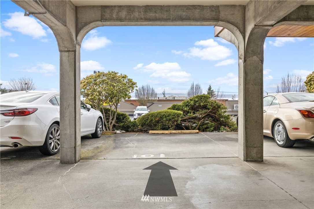 523 Maple Street, Unit 101 Edmonds, WA 98020 - Photo 34 of 40 Gallery Image 34