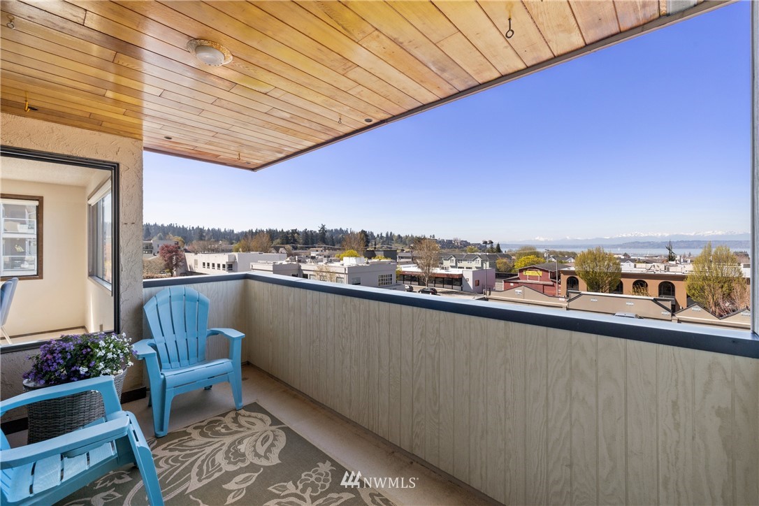 523 Maple Street, Unit 101 Edmonds, WA 98020 - Photo 9 of 40 Gallery Image 9