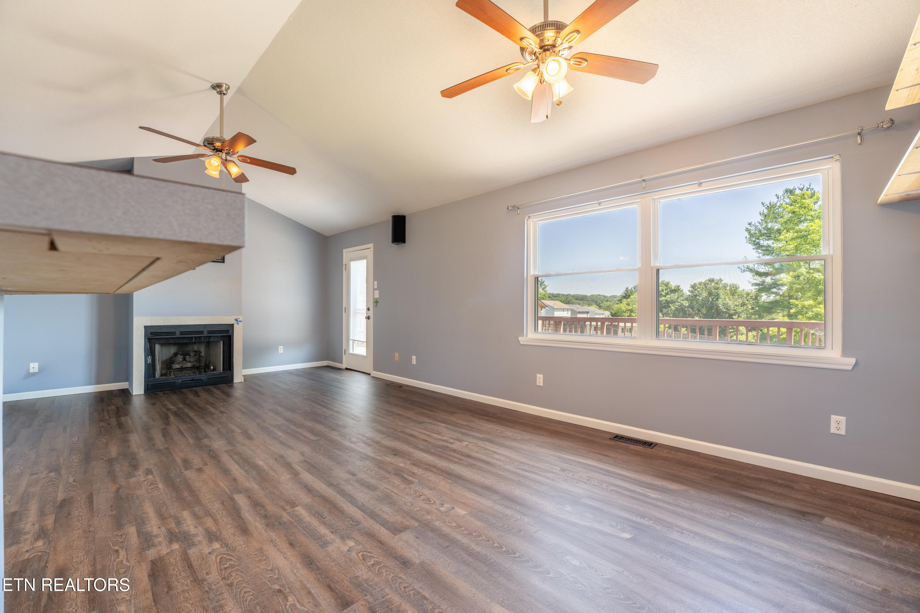 7702 Old Clinton Pike Powell, TN 37849 - Photo 10 of 46 9