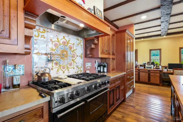 $13,900,000 | 25500 River Road, Cloverdale, CA 95425