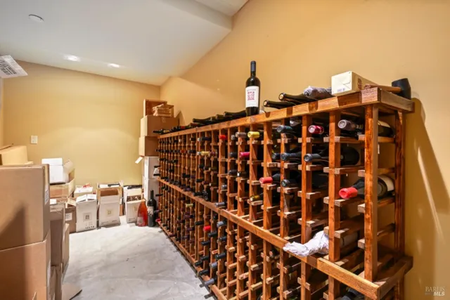 $13,900,000 | 25500 River Road, Cloverdale, CA 95425