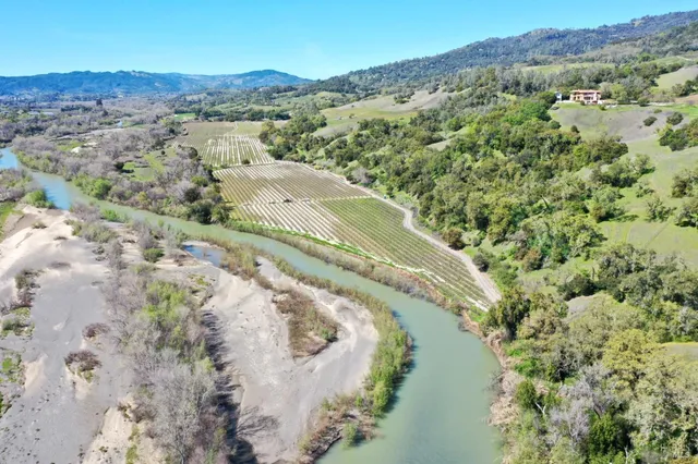 $13,900,000 | 25500 River Road, Cloverdale, CA 95425