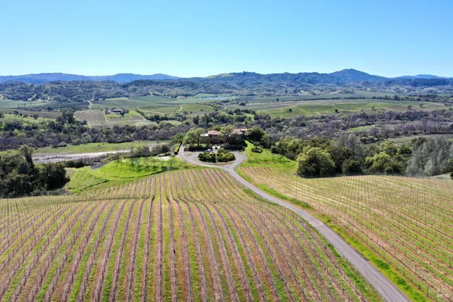 $13,900,000 | 25500 River Road, Cloverdale, CA 95425