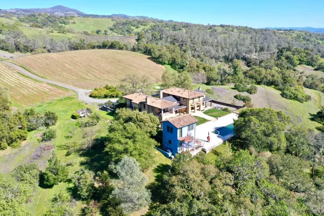 $13,900,000 | 25500 River Road, Cloverdale, CA 95425