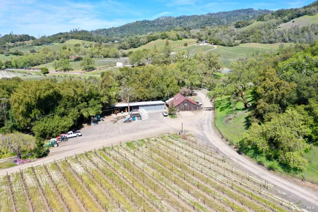 $13,900,000 | 25500 River Road, Cloverdale, CA 95425