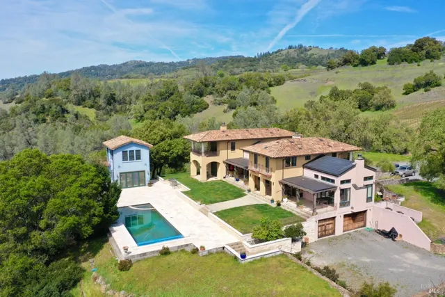 $13,900,000 | 25500 River Road, Cloverdale, CA 95425
