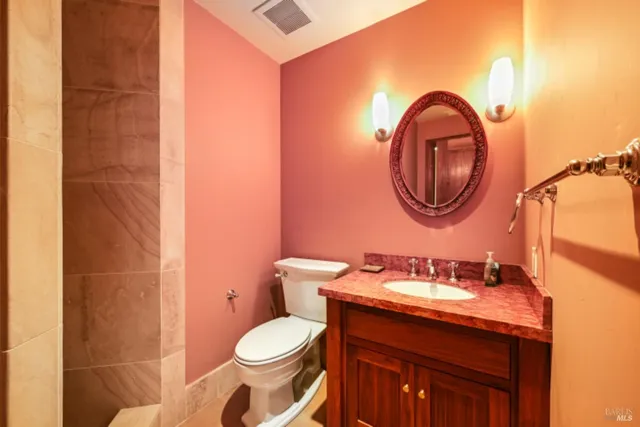 $13,900,000 | 25500 River Road, Cloverdale, CA 95425