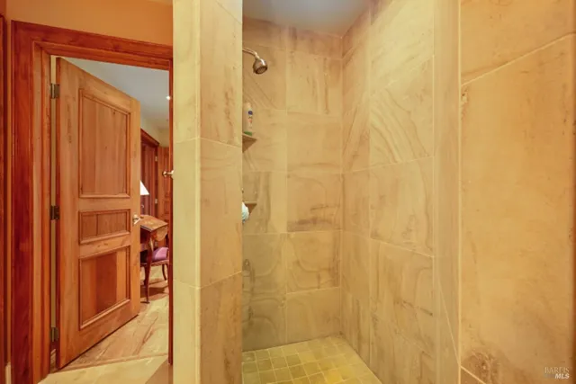 $13,900,000 | 25500 River Road, Cloverdale, CA 95425