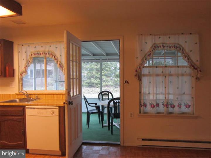 6 Mayfair Road Southampton, NJ 08088 - Photo 7 of 13 Kitchen
