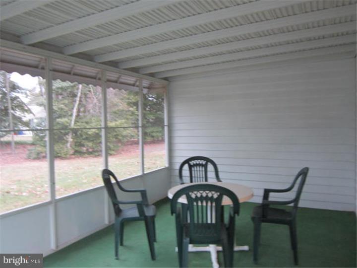 6 Mayfair Road Southampton, NJ 08088 - Photo 9 of 13 Sun Room