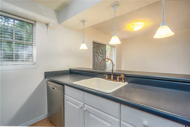 $1,500 | 7801 Shoal Creek Boulevard, Unit 127, Austin, TX 78757