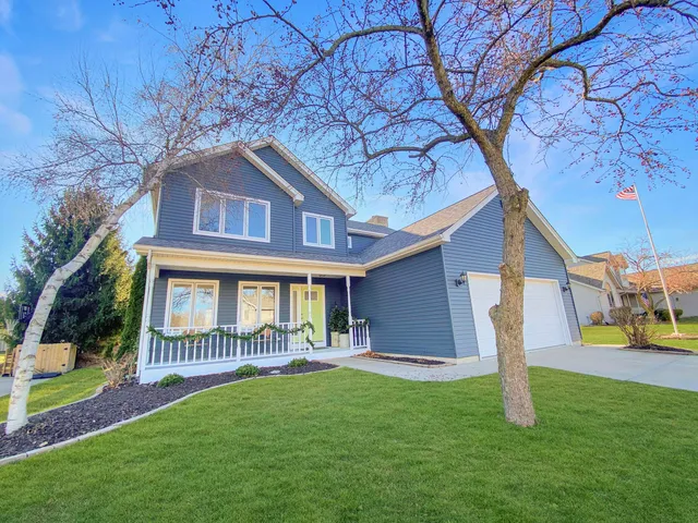 $559,900 | 4327 29th Street, Kenosha, WI 53144