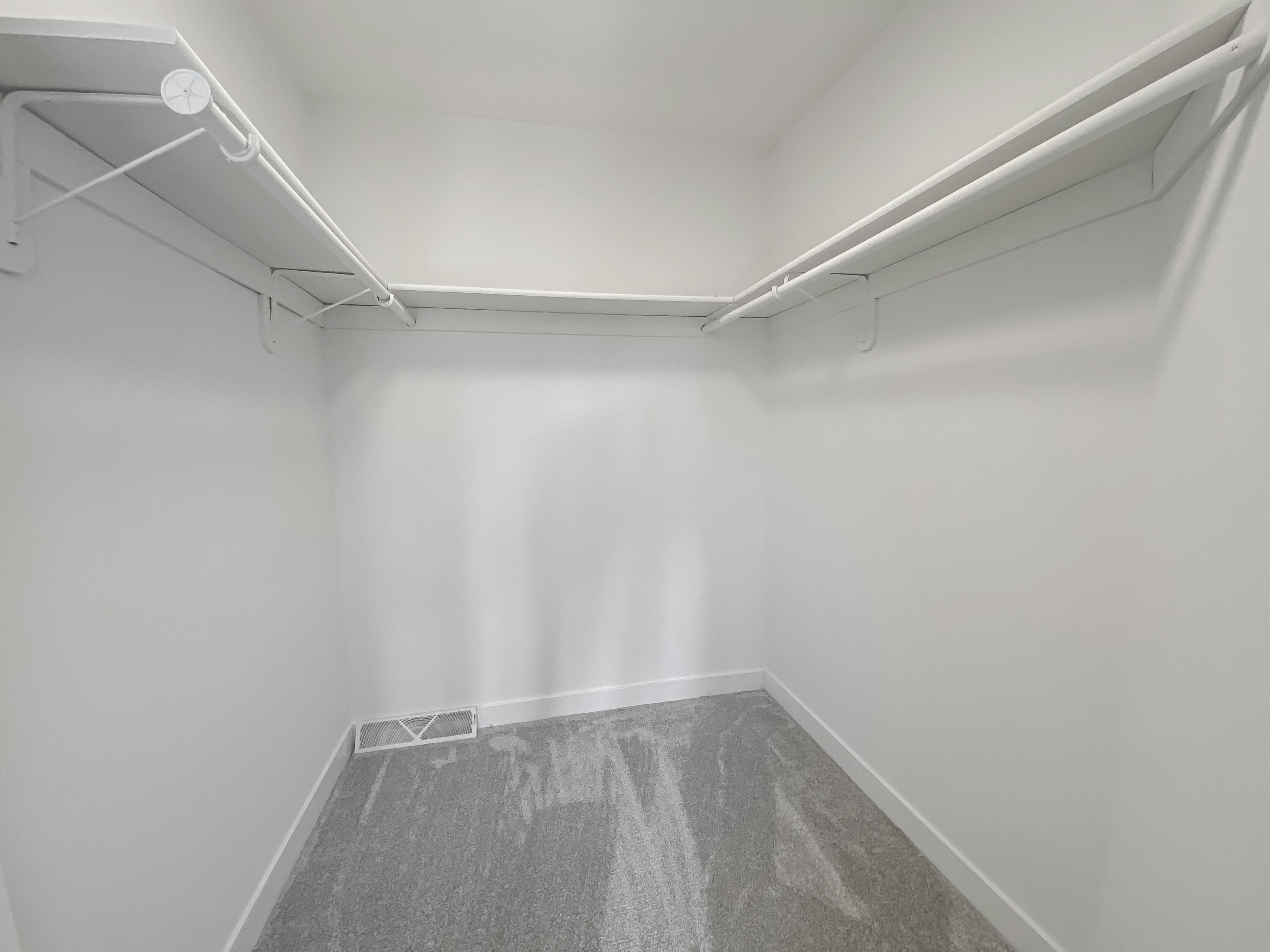 4327 29th Street Kenosha, WI 53144 - Photo 21 of 25 IMG_9714