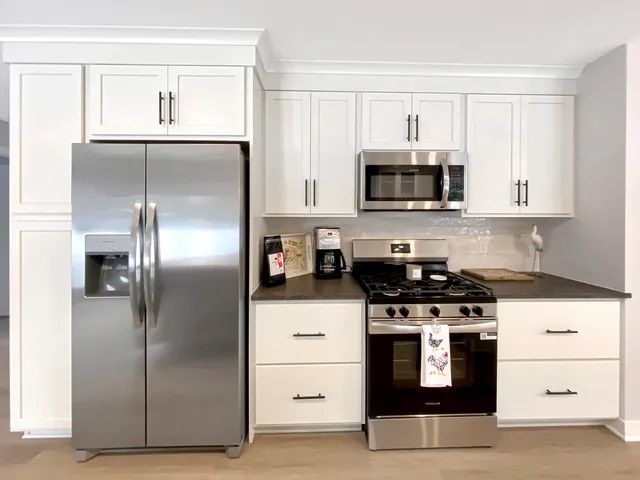 $559,900 | 4327 29th Street, Kenosha, WI 53144