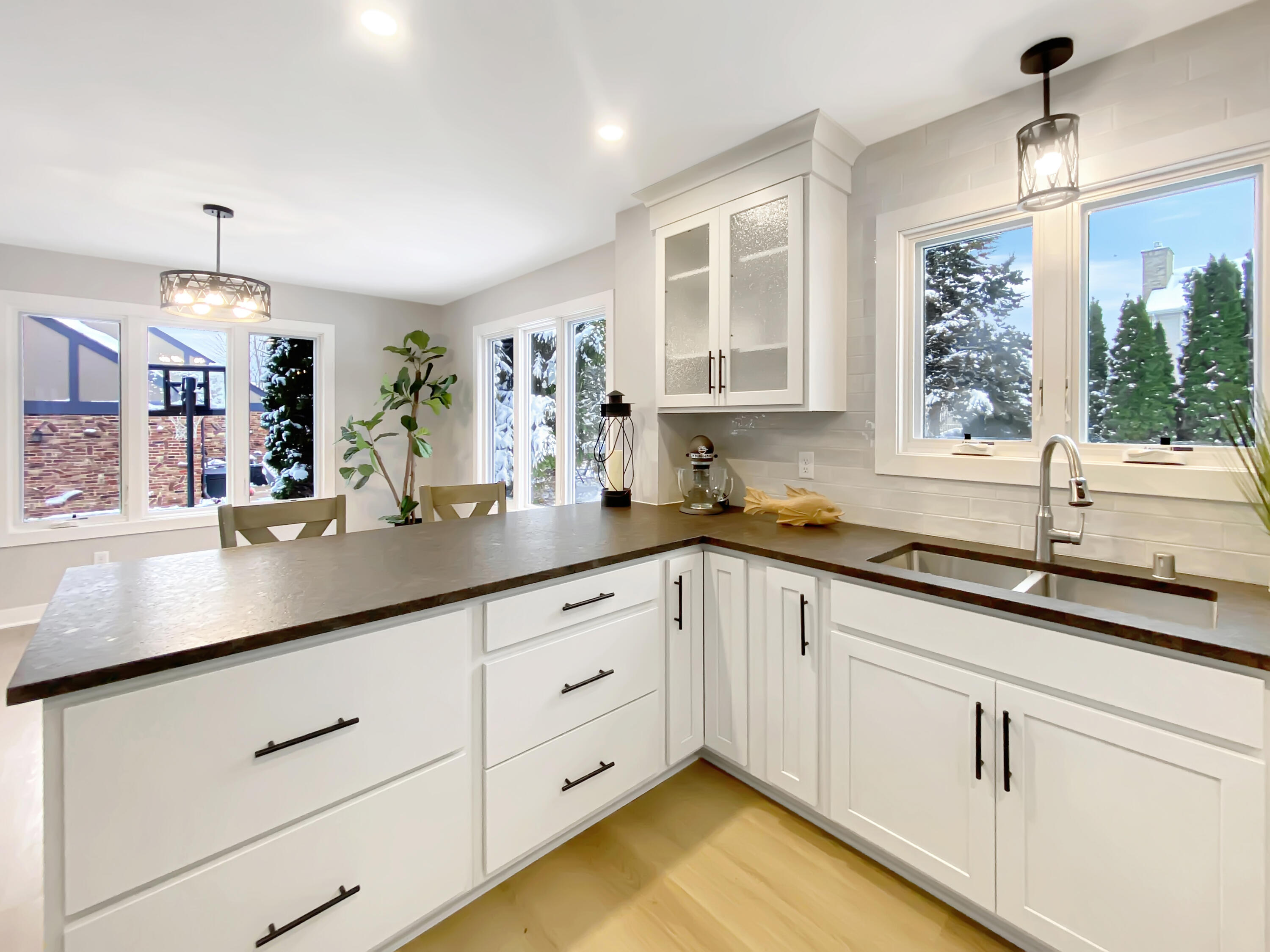 4327 29th Street Kenosha, WI 53144 - Photo 6 of 25 IMG_6430