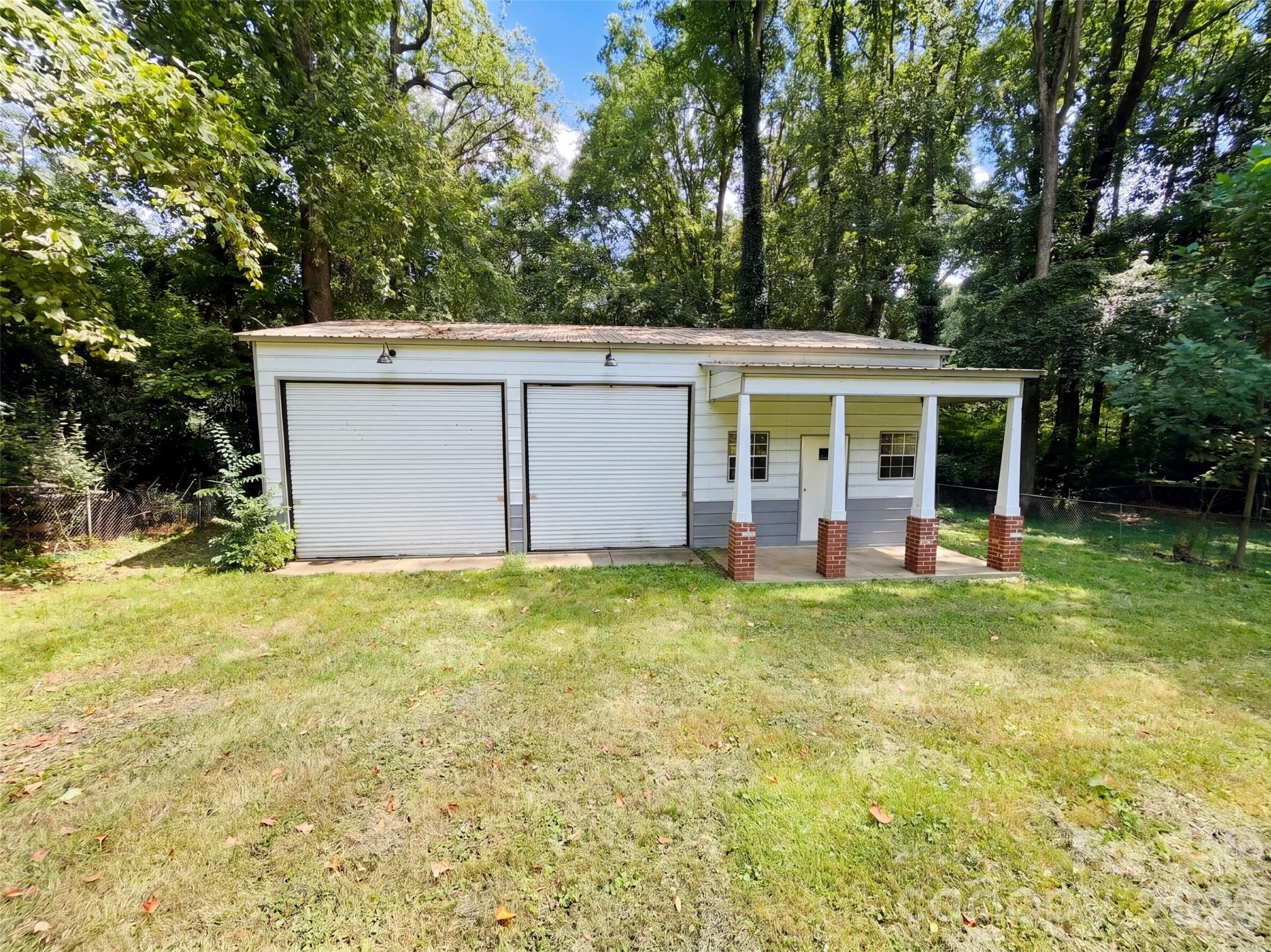 1527 Burnley Road Charlotte, NC 28210 - Photo 23 of 28 Gallery Image 23