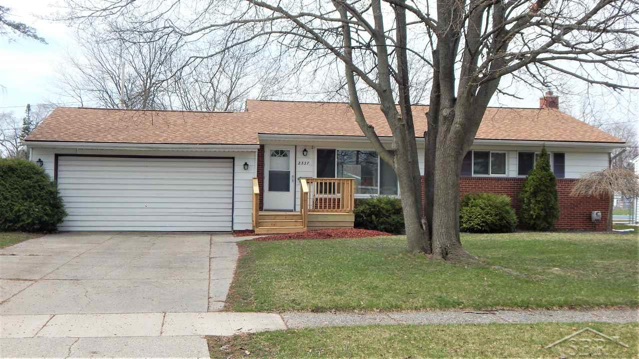 2337 Anderson Road Saginaw, MI 48603 - Photo 1 of 26 50038377.JPG