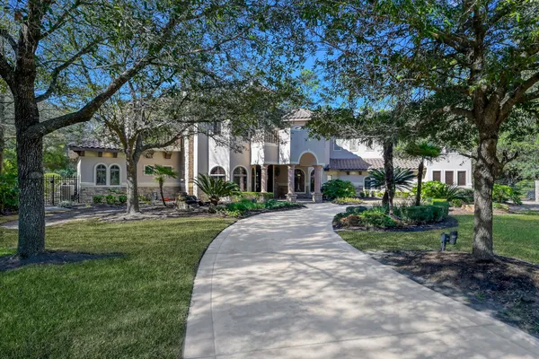$2,990,000 | 43 Philbrook Way, The Woodlands, TX 77382