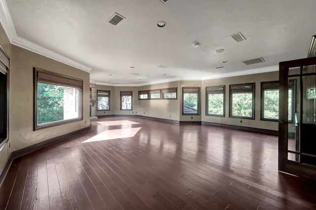 $3,300,000 | 43 Philbrook Way, The Woodlands, TX 77382