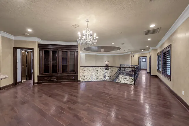 $3,300,000 | 43 Philbrook Way, The Woodlands, TX 77382