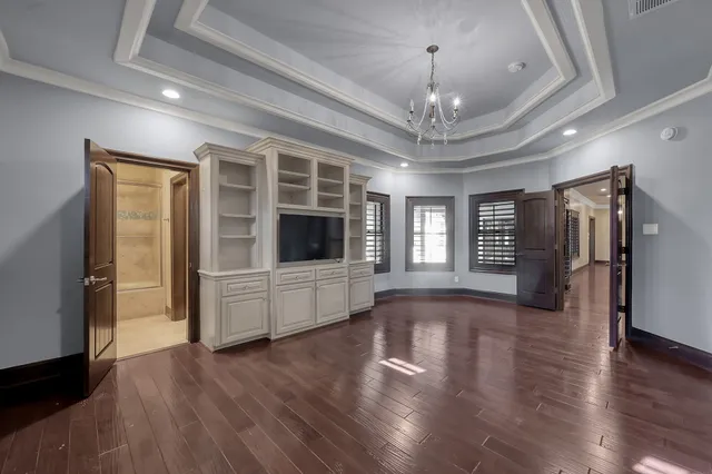 $3,300,000 | 43 Philbrook Way, The Woodlands, TX 77382