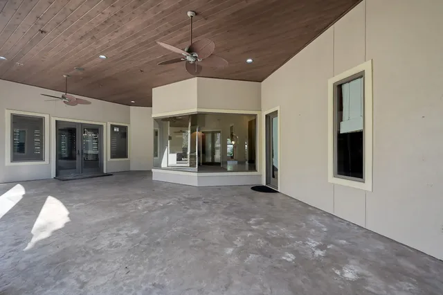 $3,300,000 | 43 Philbrook Way, The Woodlands, TX 77382