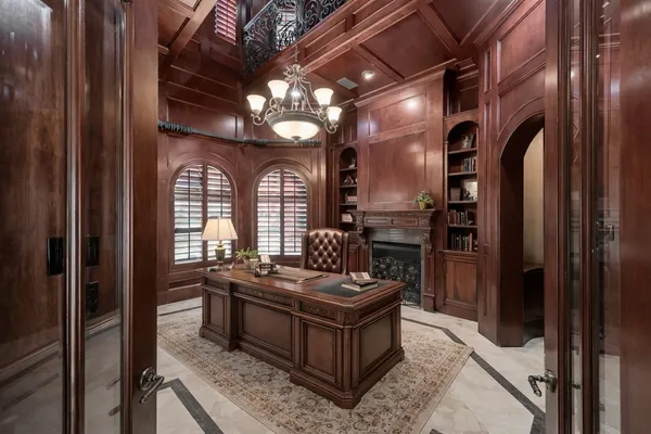 $2,990,000 | 43 Philbrook Way, The Woodlands, TX 77382
