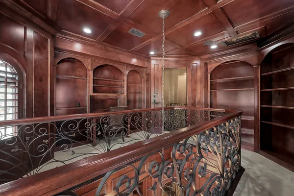 $2,990,000 | 43 Philbrook Way, The Woodlands, TX 77382