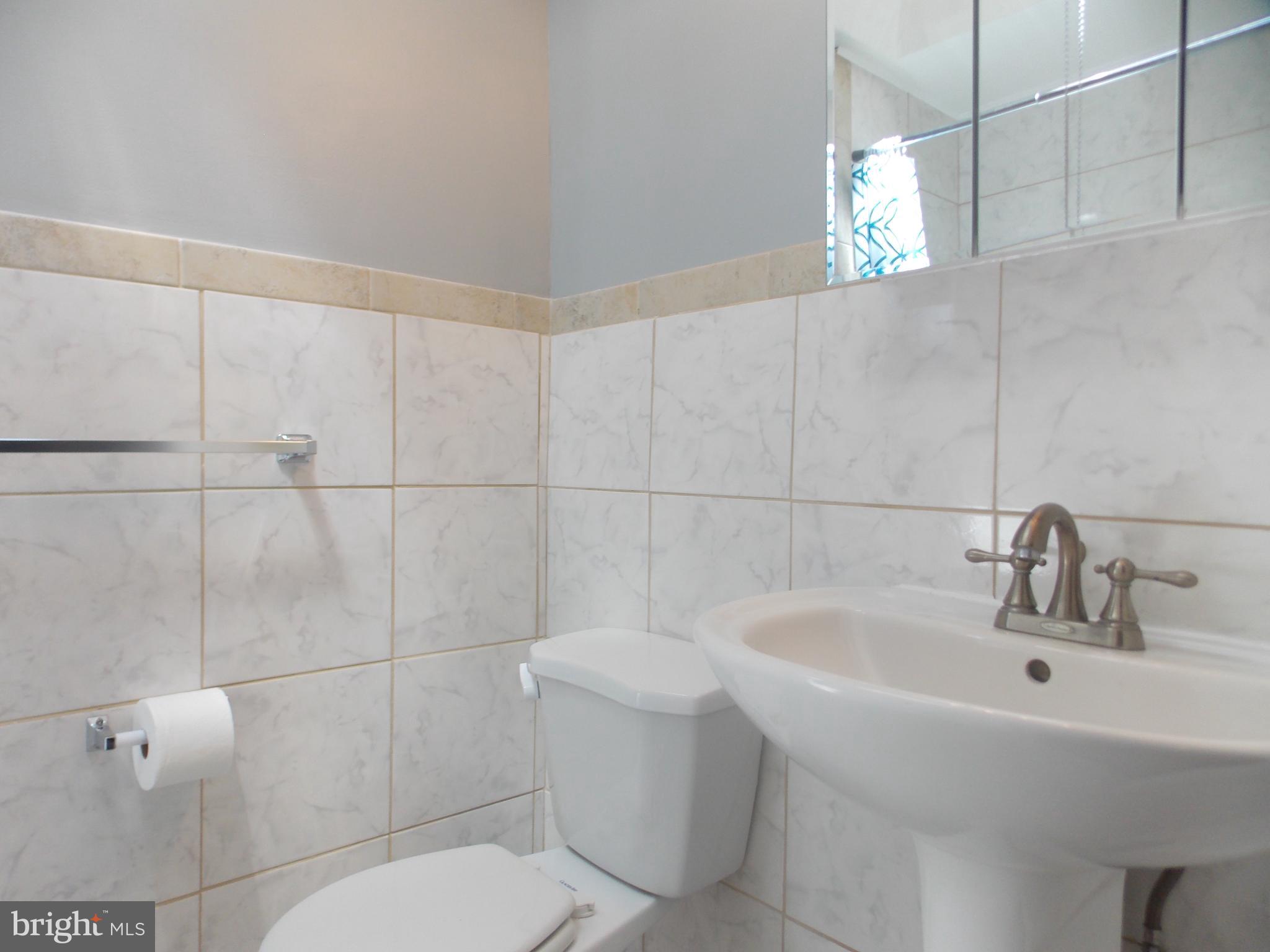 108 Academy Road Clifton Heights, PA 19018 - Photo 18 of 22 Bathroom