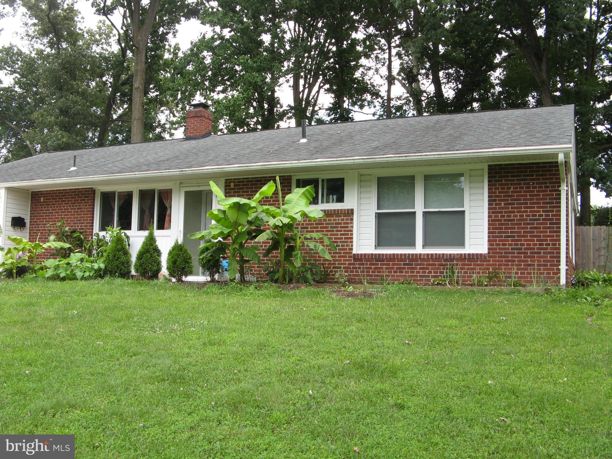 7308 Floyd Avenue Springfield, VA 22150 - Photo 1 of 17 Exterior (Front)