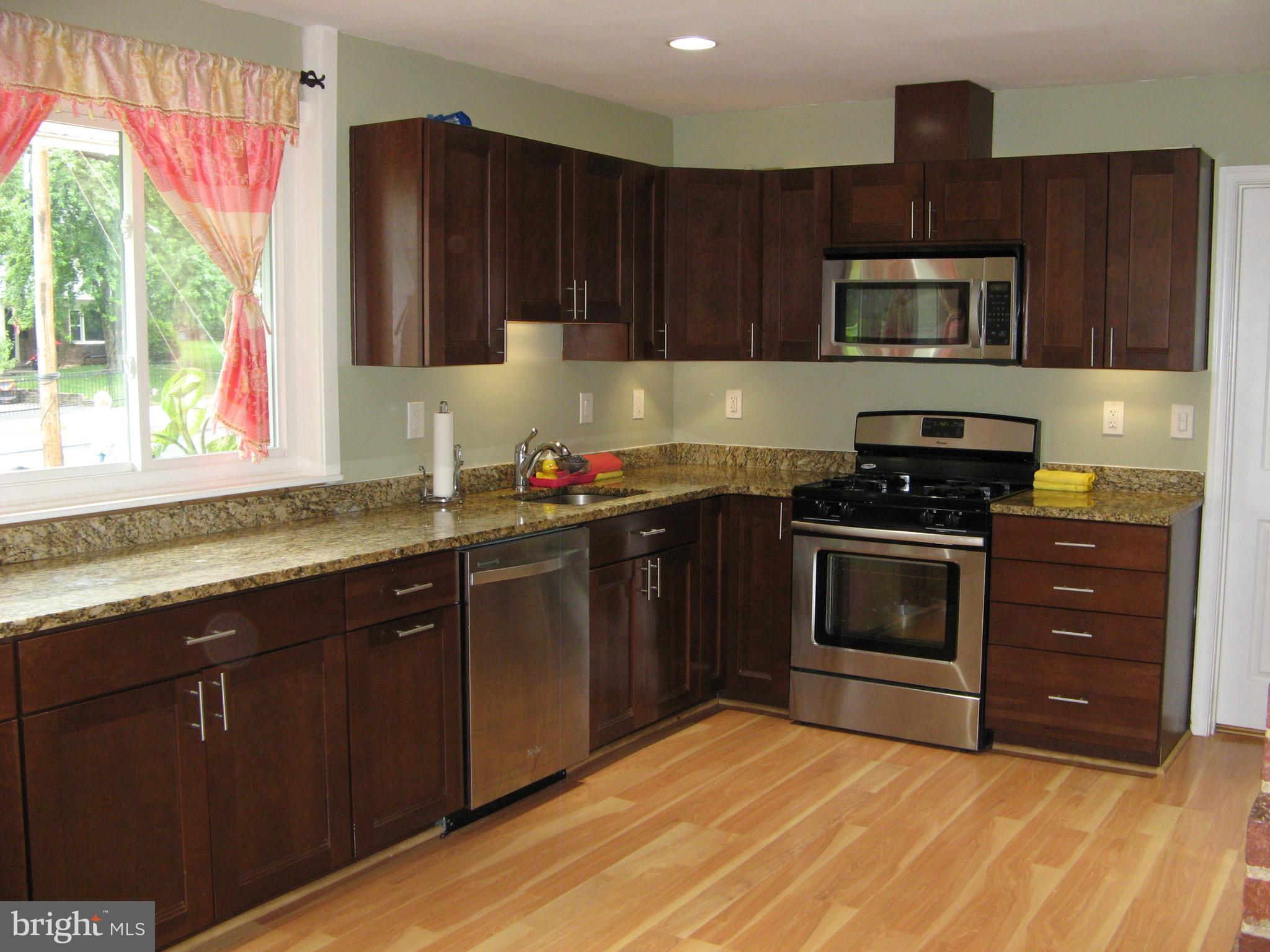 7308 Floyd Avenue Springfield, VA 22150 - Photo 5 of 17 Kitchen