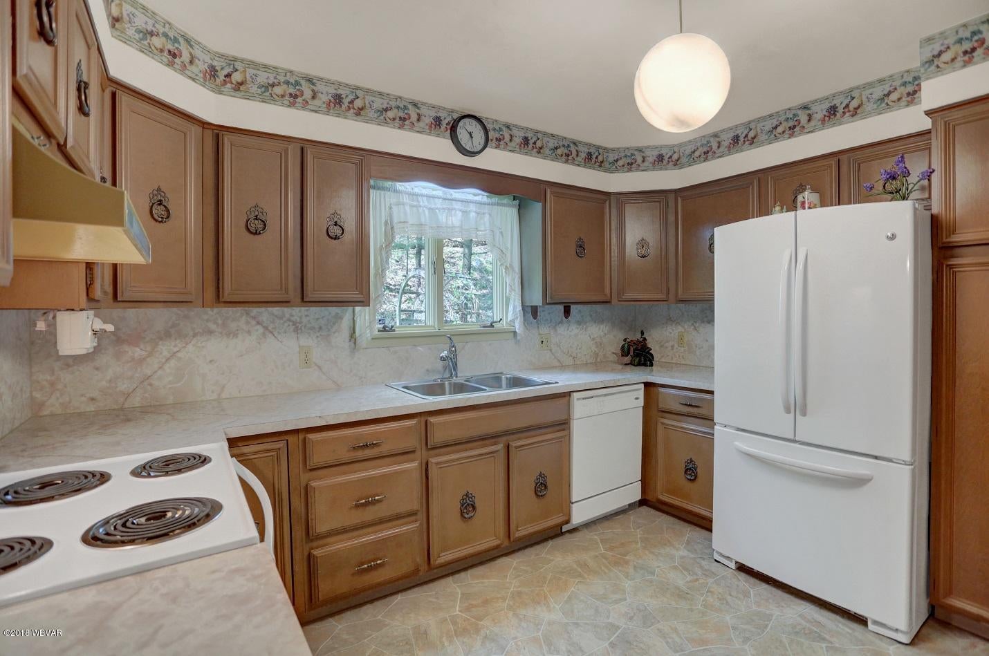 1801 Ravine Road Williamsport, PA 17701 - Photo 14 of 36 Ravine Rd Williamsport PA 17701 022