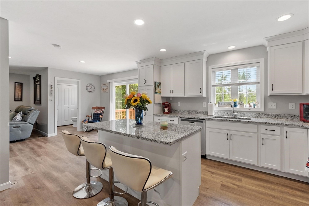90 Royalston Road North Winchendon, MA 01475 - Photo 3 of 42