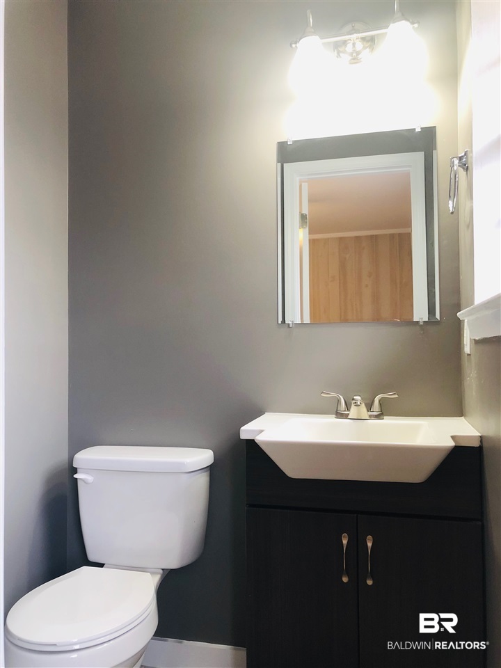 1017 East Bullard Avenue Foley, AL 36535 - Photo 9 of 16 Powder Room