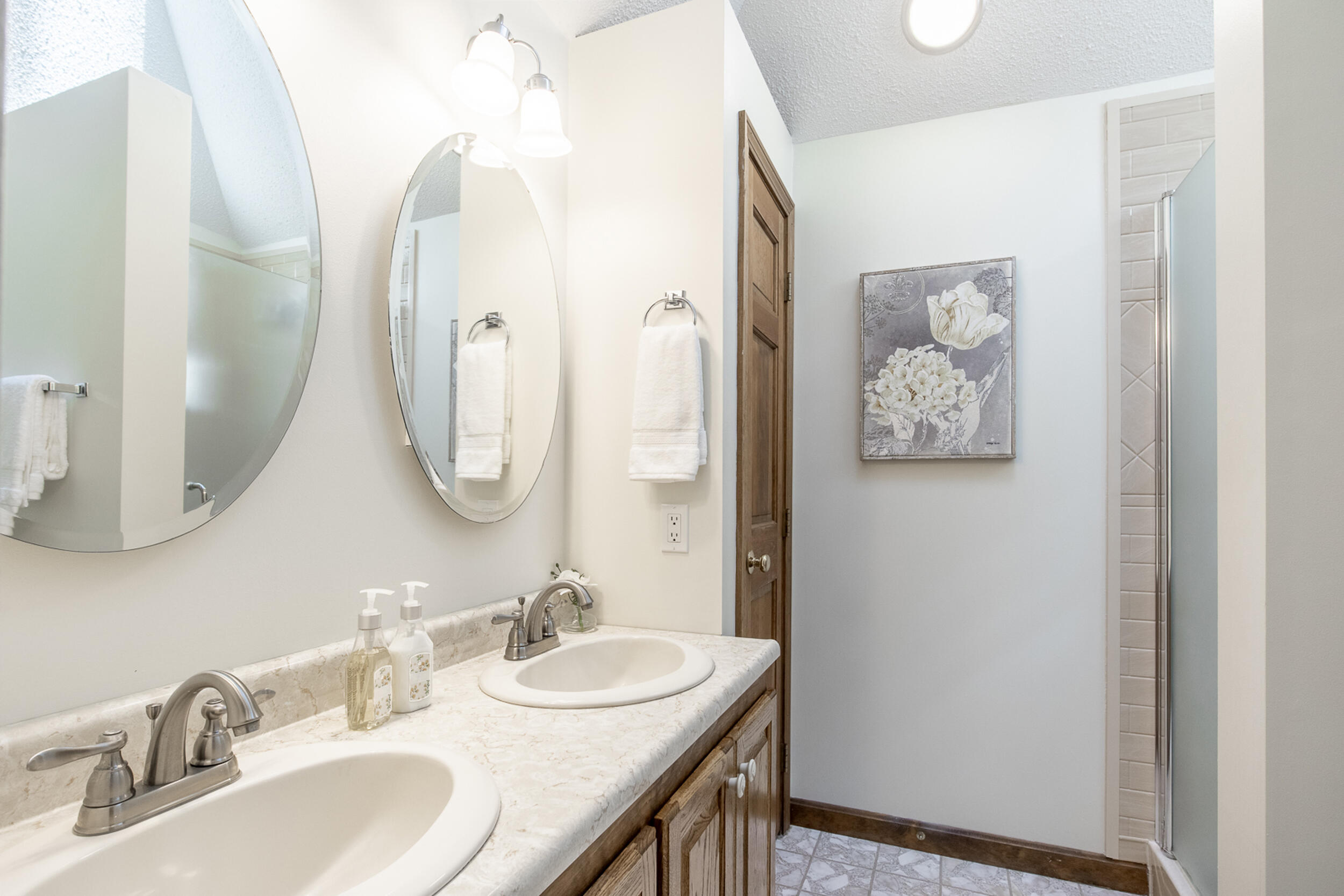 51 Beaver Dam Road South Berwick, ME 03908 - Photo 17 of 45 Primary Bath