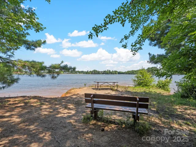 $475,000 | 18001 Bluff Inlet Road, Cornelius, NC 28031