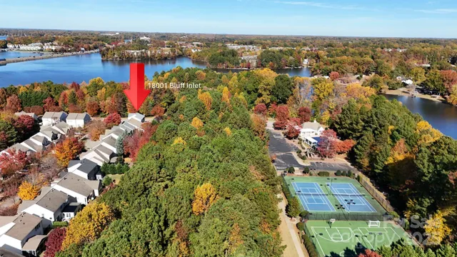$475,000 | 18001 Bluff Inlet Road, Cornelius, NC 28031