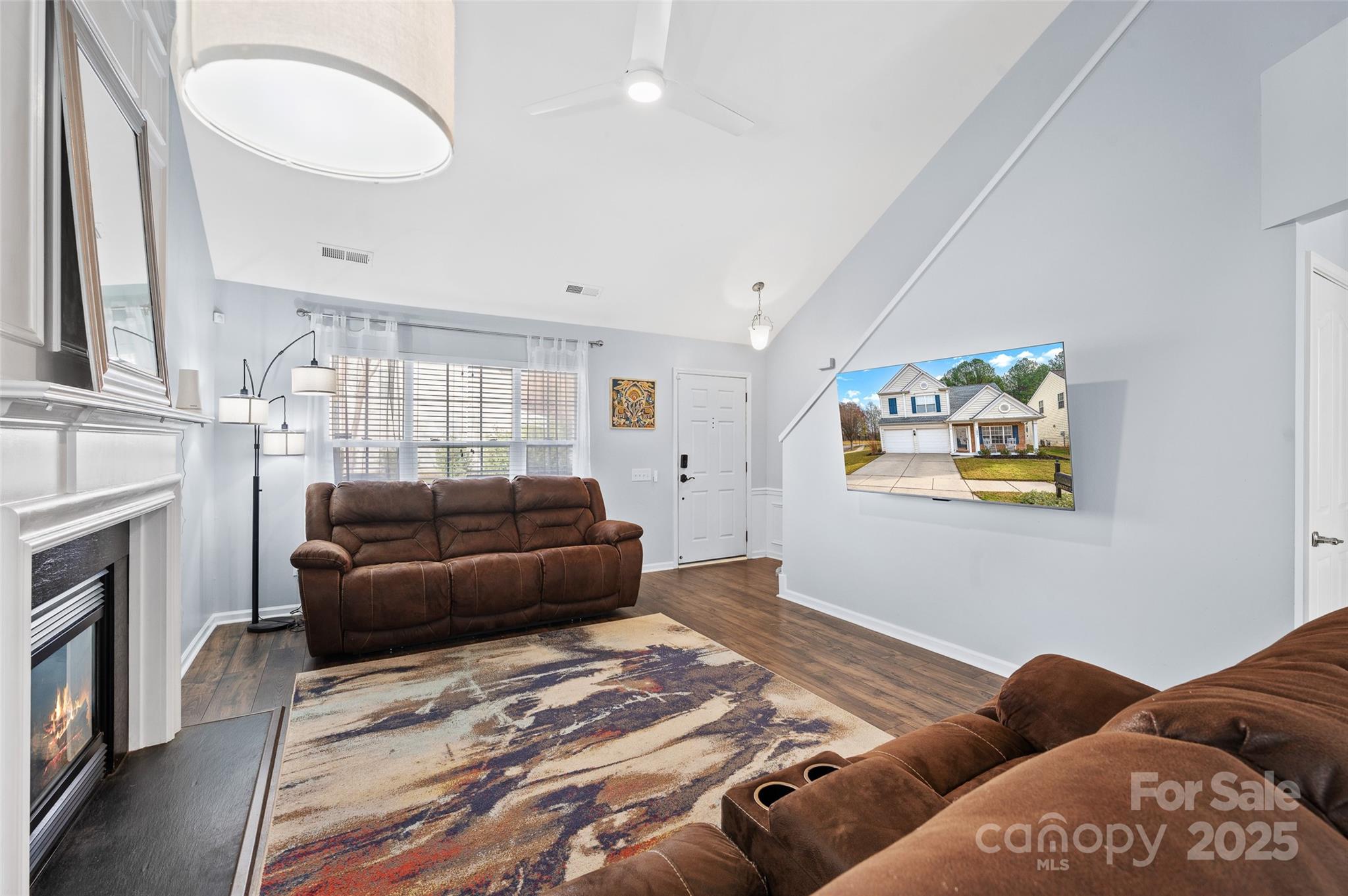 18001 Bluff Inlet Road Cornelius, NC 28031 - Photo 5 of 38