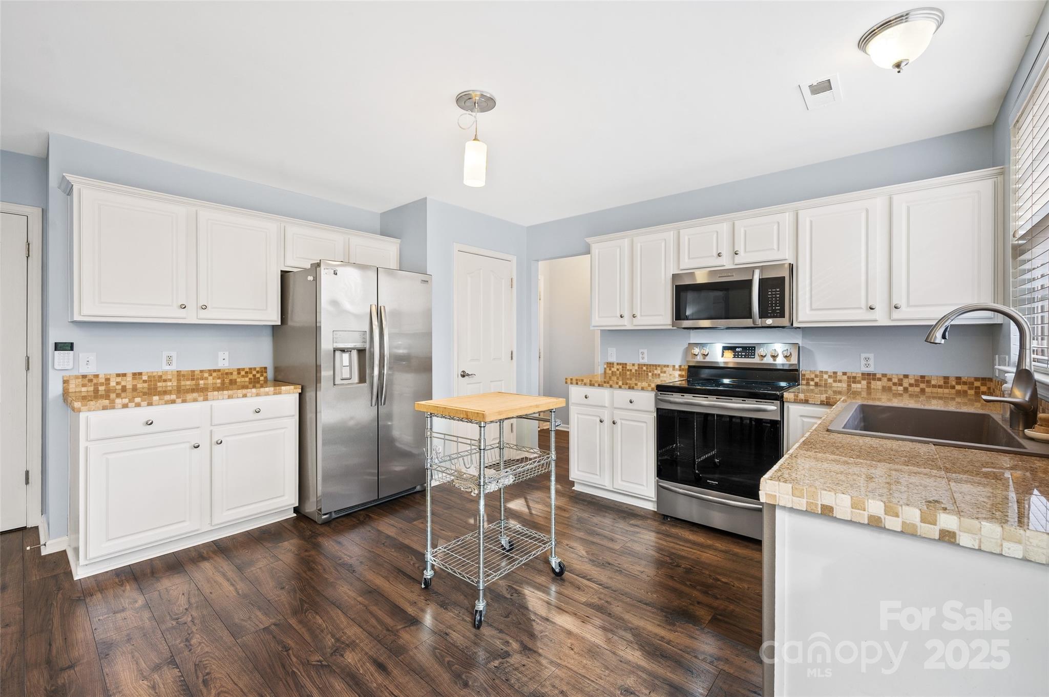 18001 Bluff Inlet Road Cornelius, NC 28031 - Photo 9 of 38