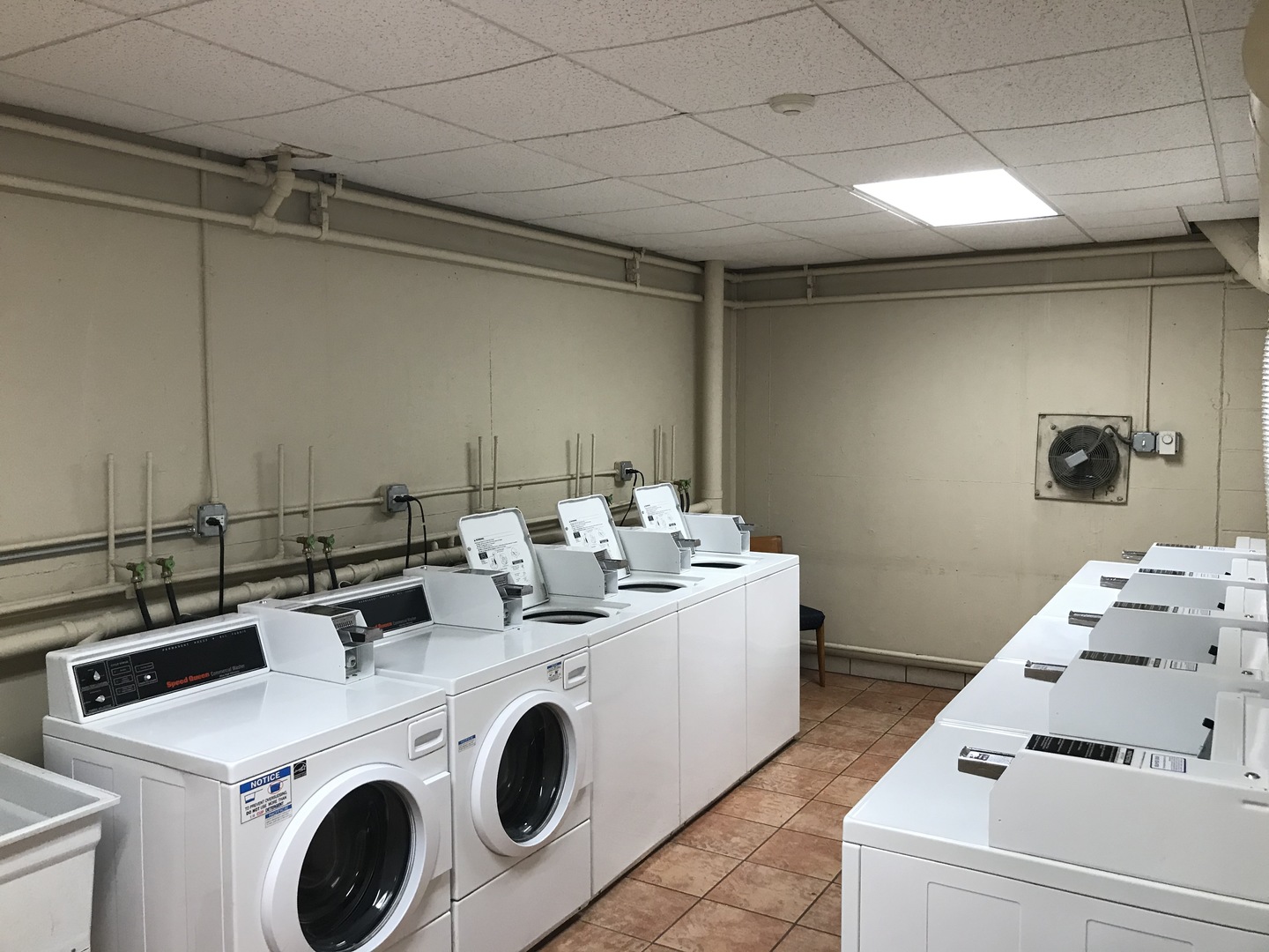 1043 South York Road, Unit 301 Bensenville, IL 60106 - Photo 11 of 14