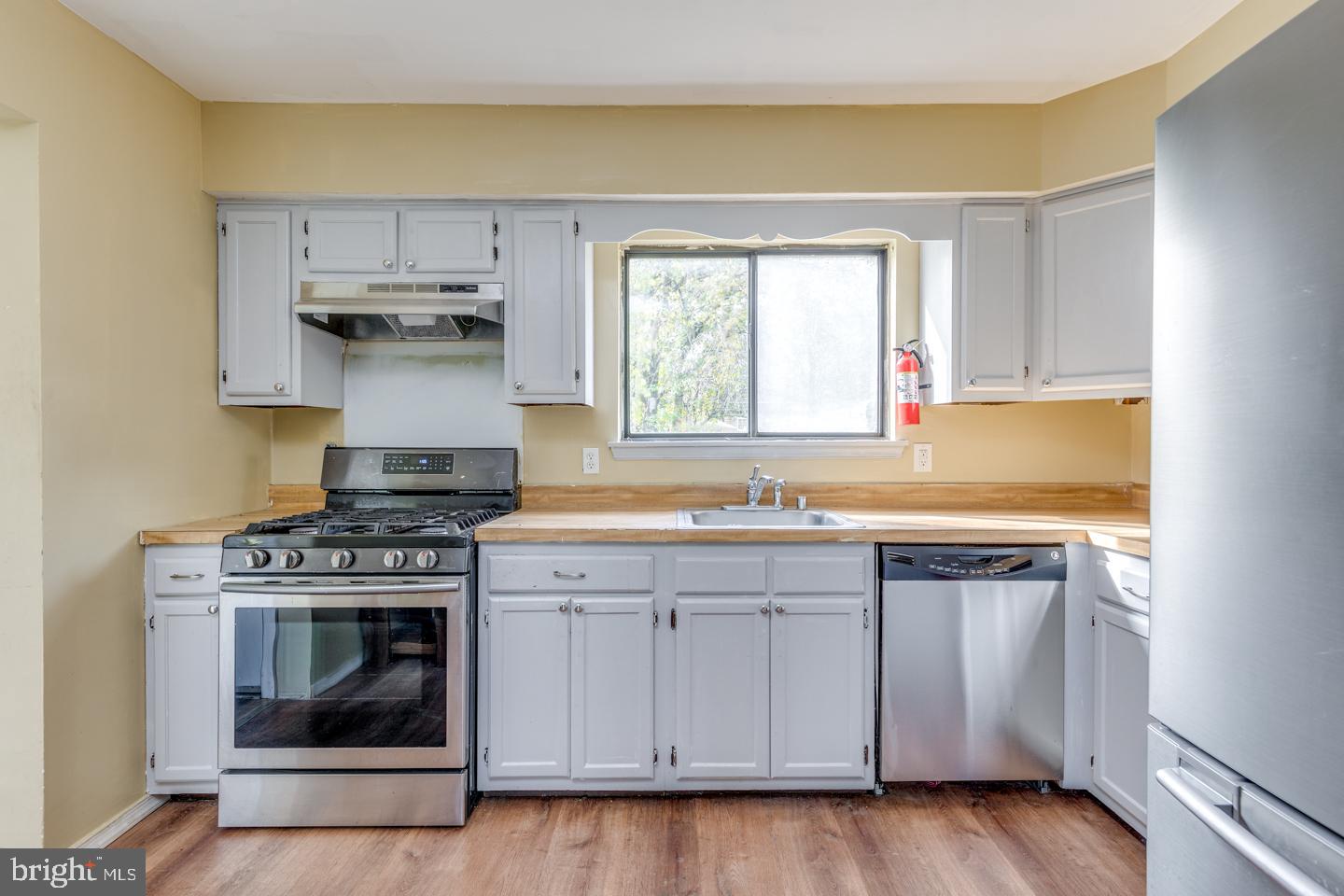 418 Bem Street Riverside, NJ 08075 - Photo 8 of 31