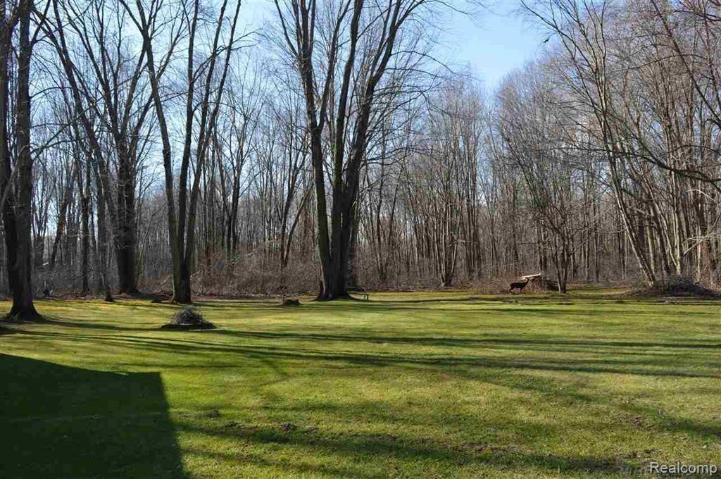 9060 Stone Road Algonac, MI 48001 - Photo 27 of 29 26.JPG