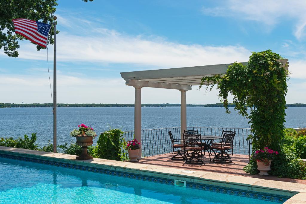 578 Harrington Road Wayzata, MN 55391 - Photo 19 of 29 Gallery Image 19