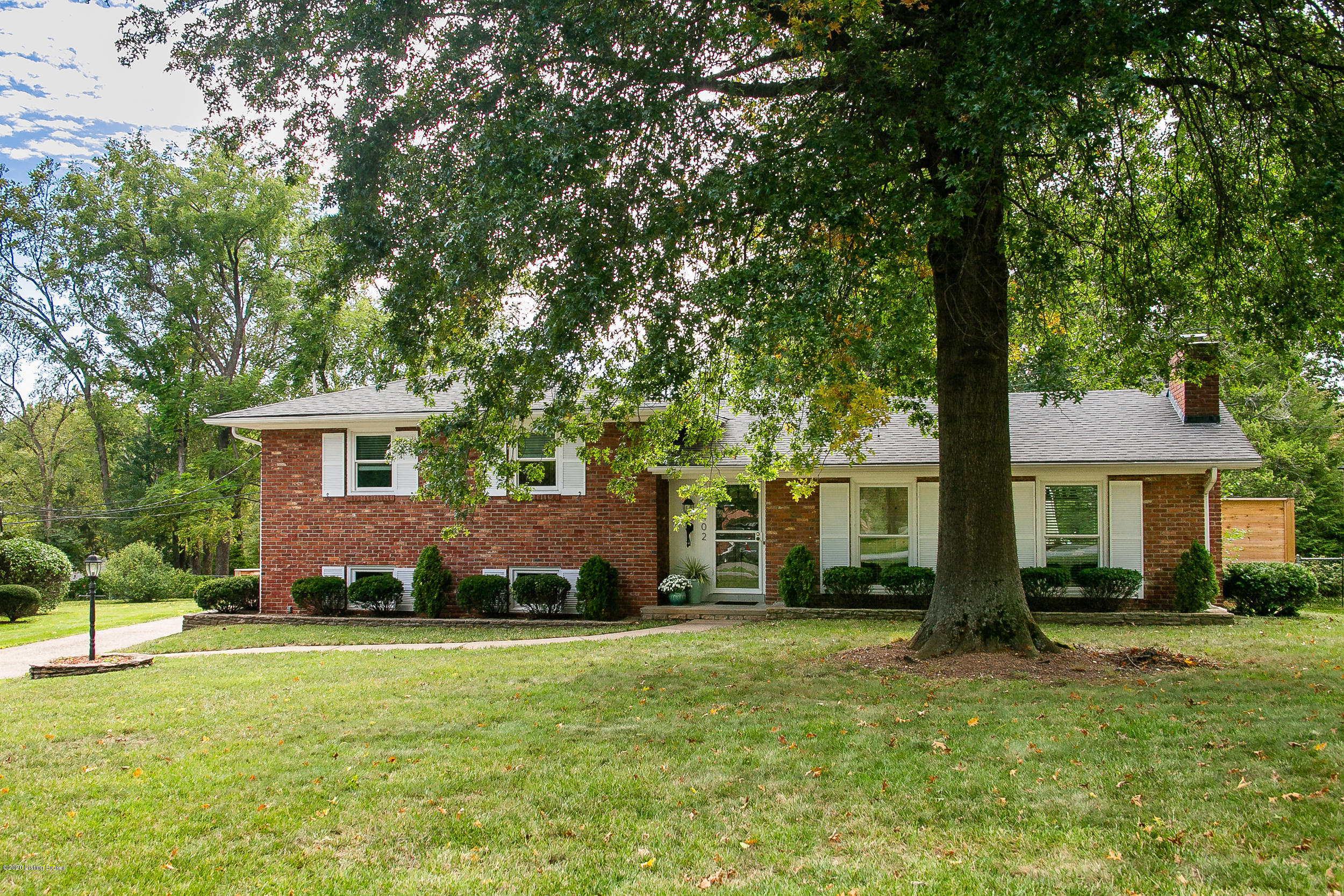 3402 Flinthaven Road Louisville, KY 40241 - Photo 3 of 56 -8